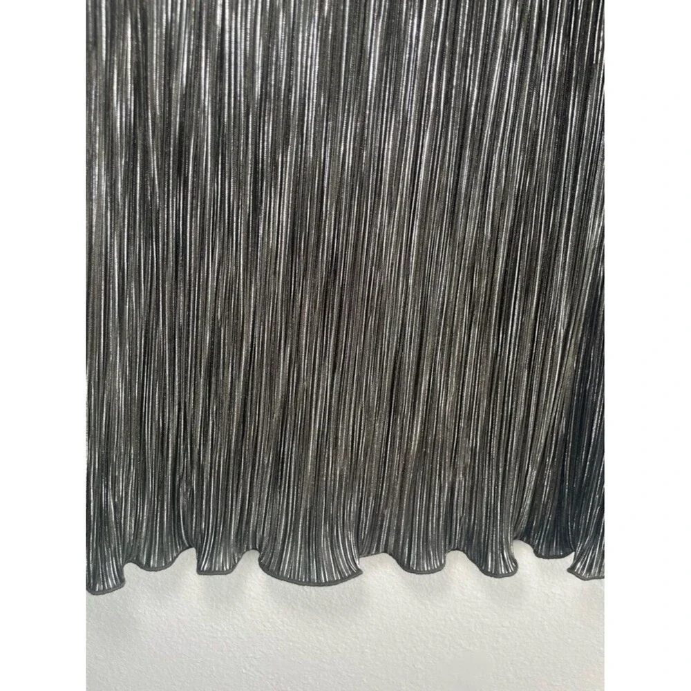 NWOT Skies Are Blue Metallic Pleated Midi Skirt Silver Gray Shimmer Pull On - XS